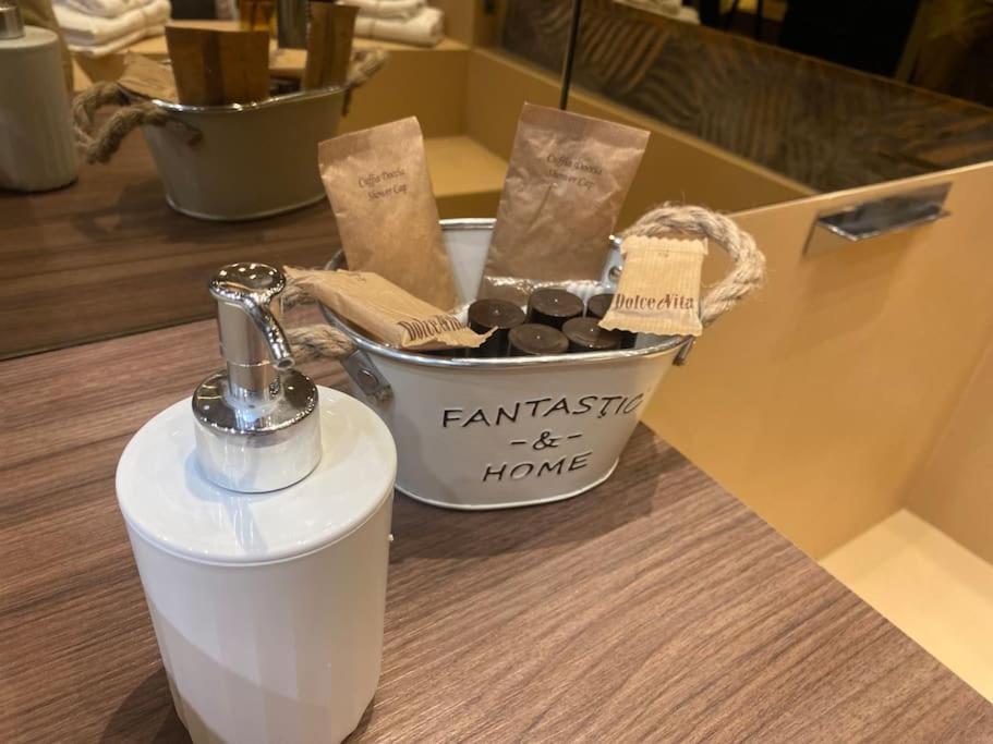 Montesantogroup Suite House Nel Centro Di Napoli 외부 사진
